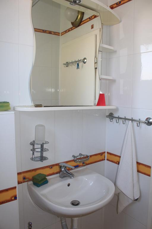 Apartments Anita Pomorie Habitación foto